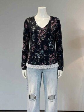 LuLaRoe Black Floral Long Sleeve V-Neck Lace Trim Hem Top Size XS